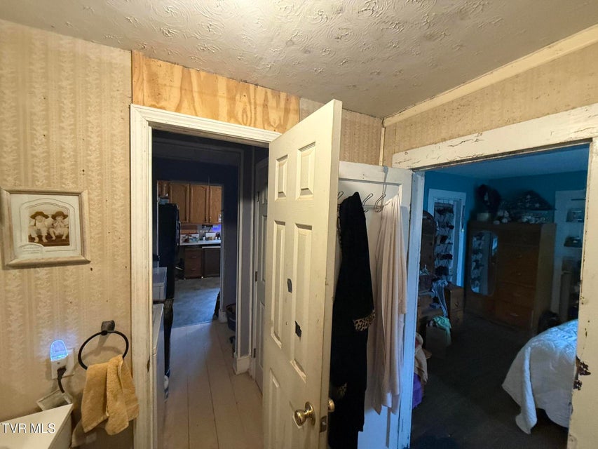 Photo #16: 2228 Netherland Inn Road