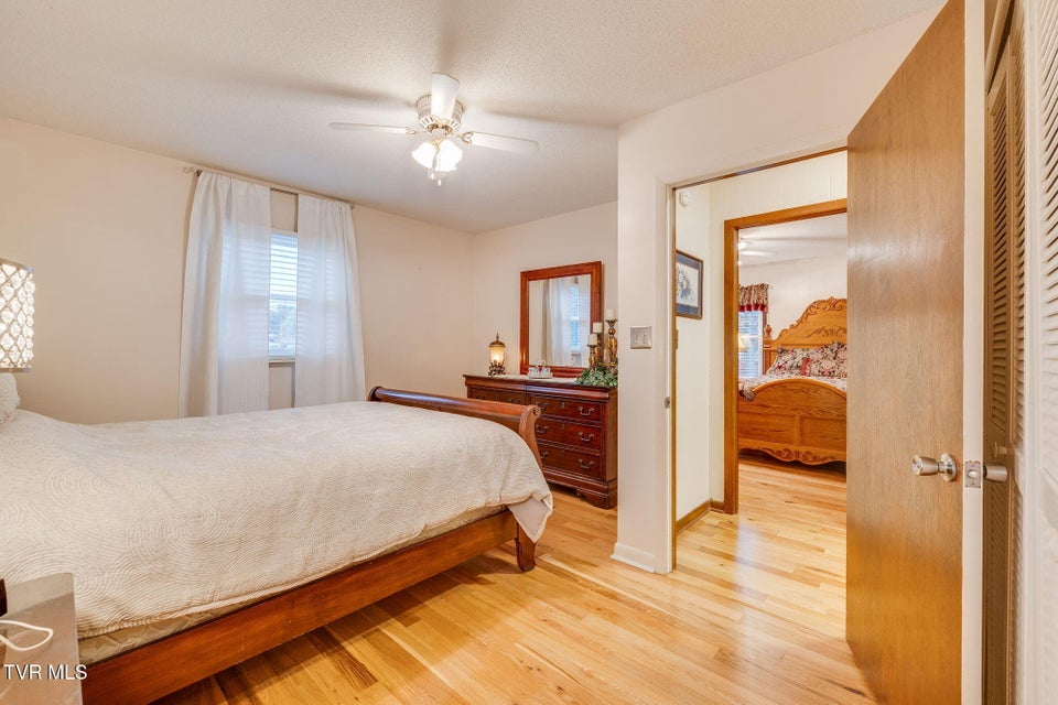 Photo #15: 1904 Broadmoor Road