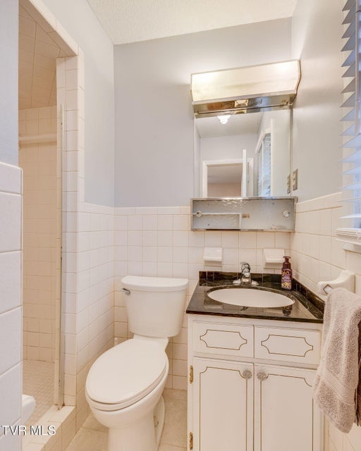 Photo #16: 1904 Broadmoor Road