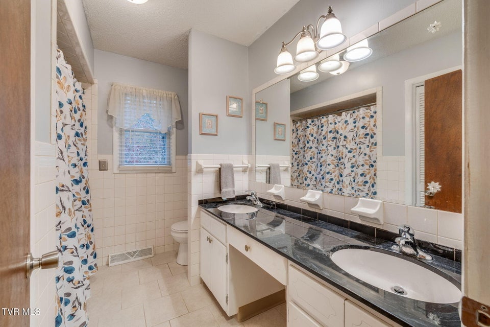 Photo #19: 1904 Broadmoor Road