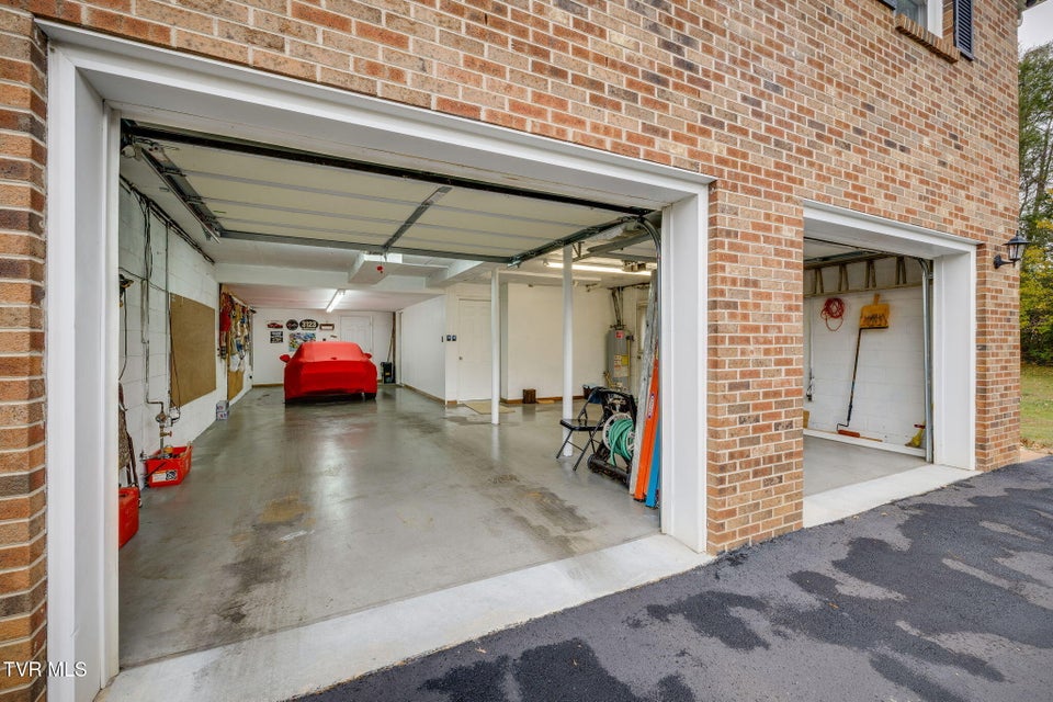 Photo #27: 1904 Broadmoor Road