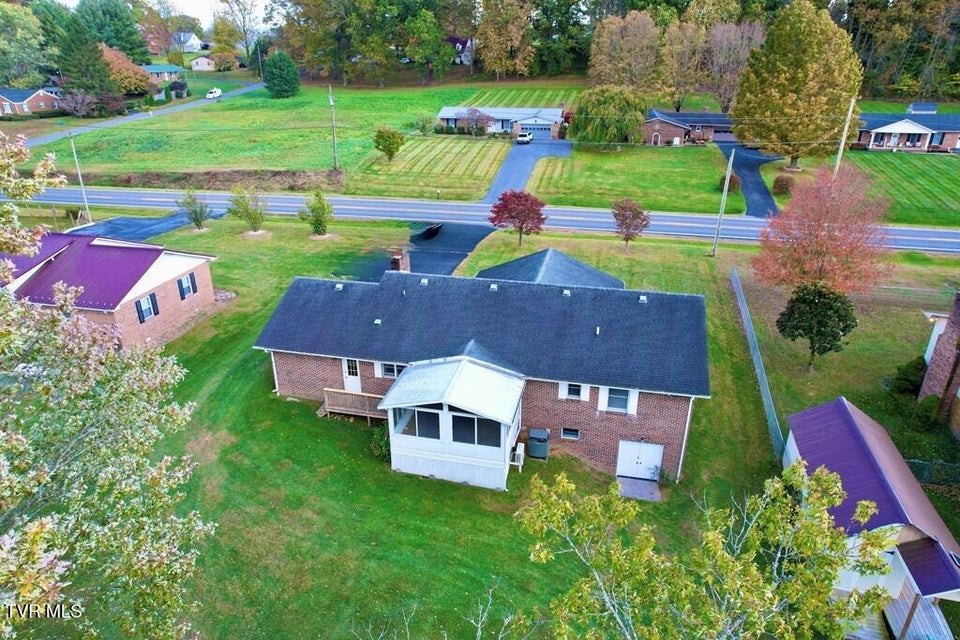 Photo #46: 28261 Lee Highway