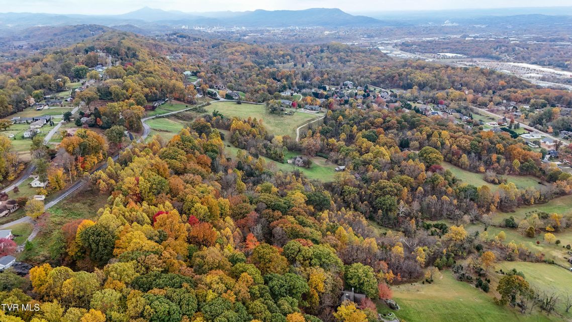 Photo #6: 6006 Chestnut Ridge Road