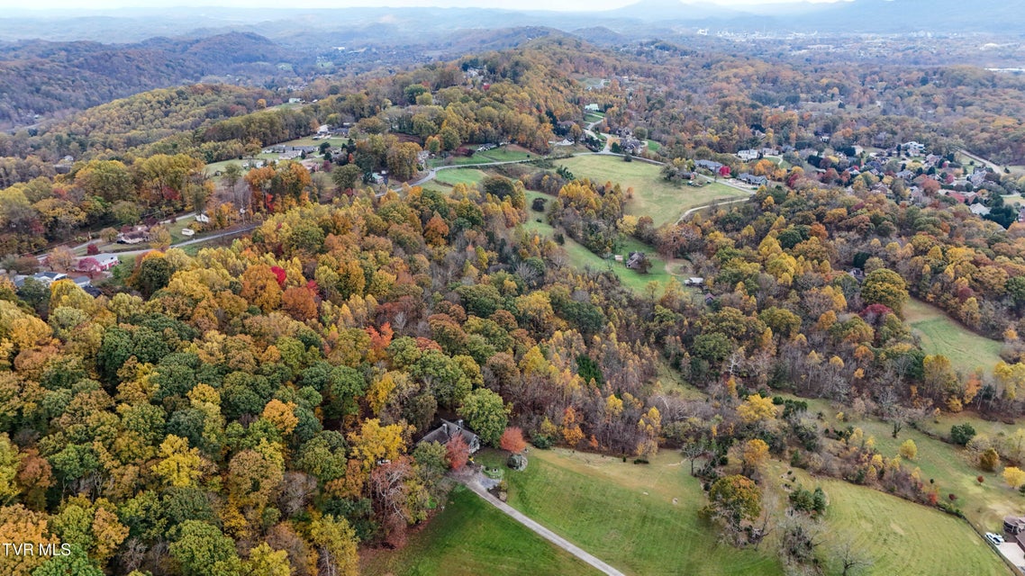 Photo #8: 6006 Chestnut Ridge Road