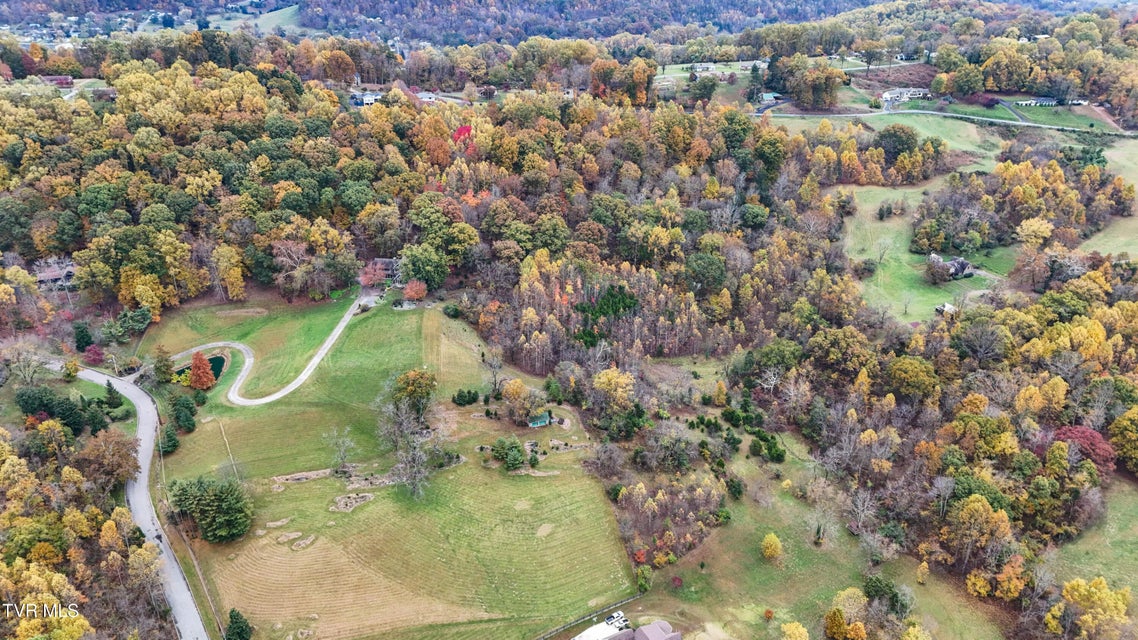 Photo #11: 6006 Chestnut Ridge Road