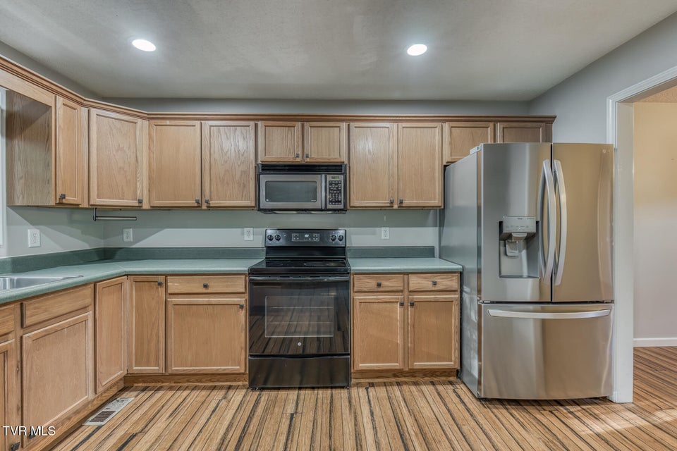 Photo #13: 329 Chestnut Grove Church Road