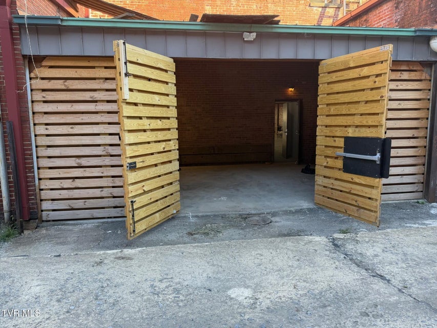 Photo #30: 214 Commerce Street