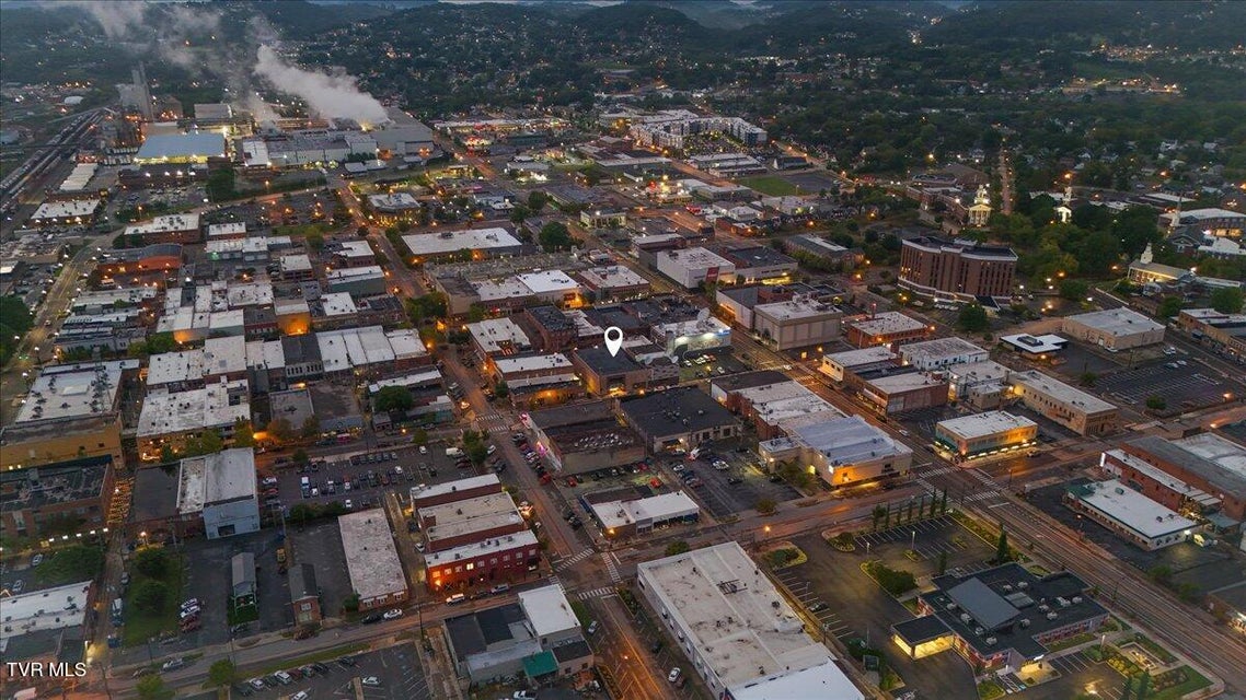 Photo #37: 214 Commerce Street