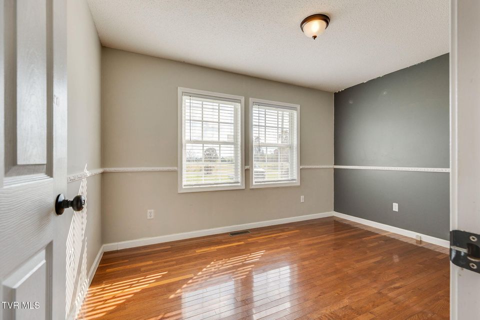 Photo #19: 180 Kincheloe Road