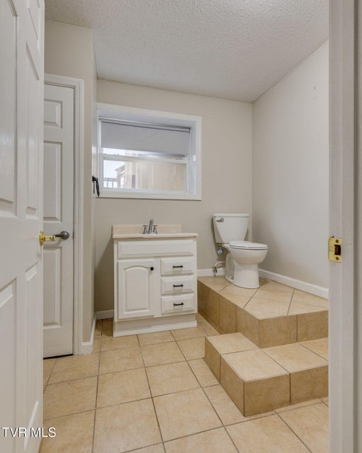 Photo #31: 180 Kincheloe Road