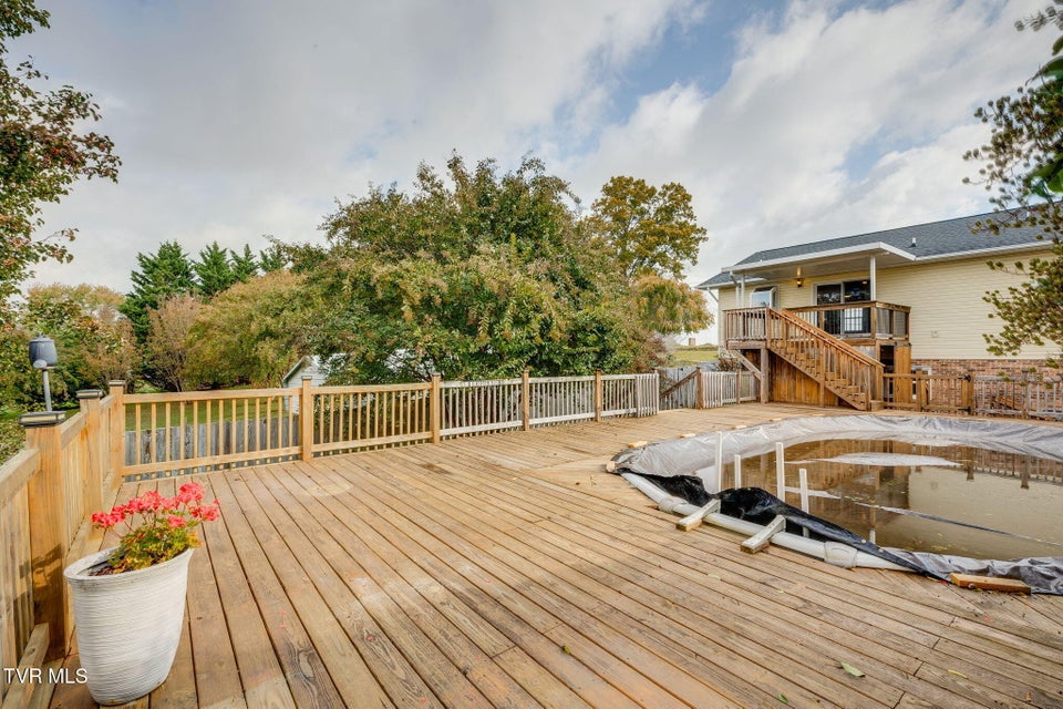 Photo #35: 180 Kincheloe Road