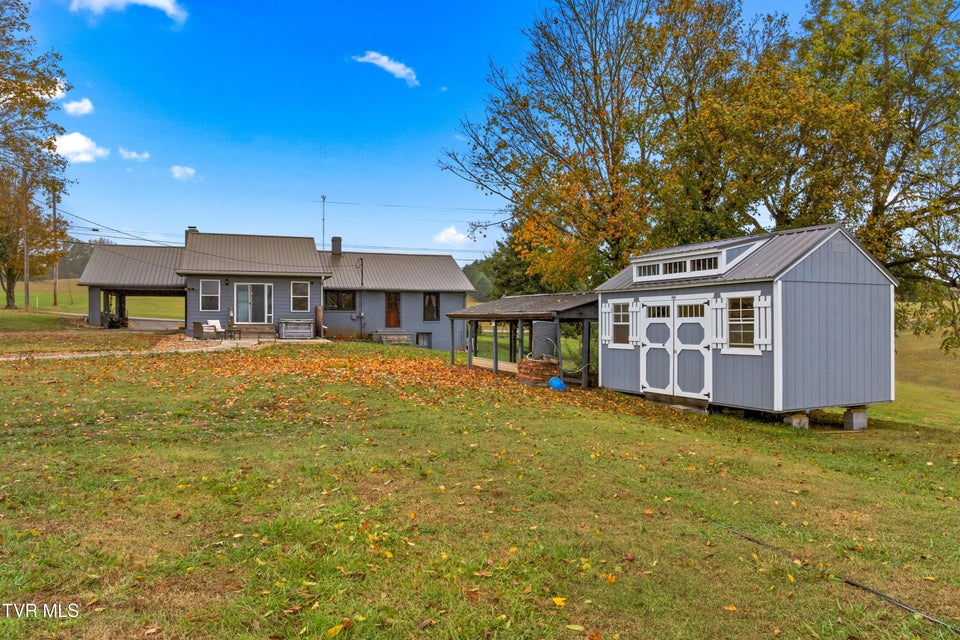 Photo #49: 643 Hart Road