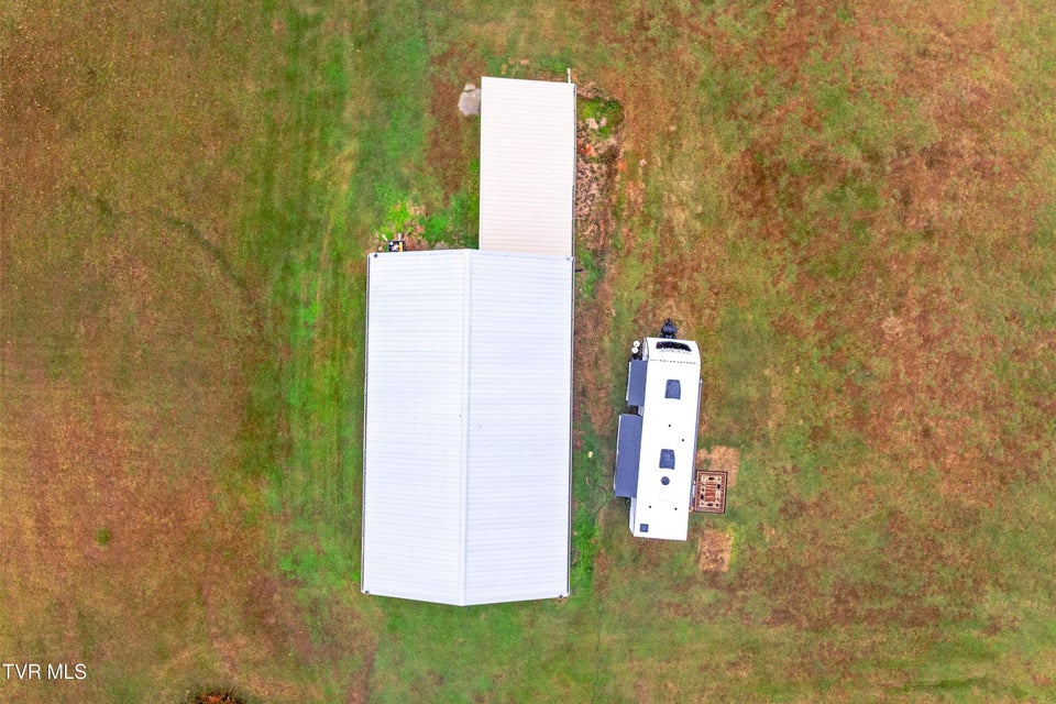 Photo #53: 643 Hart Road