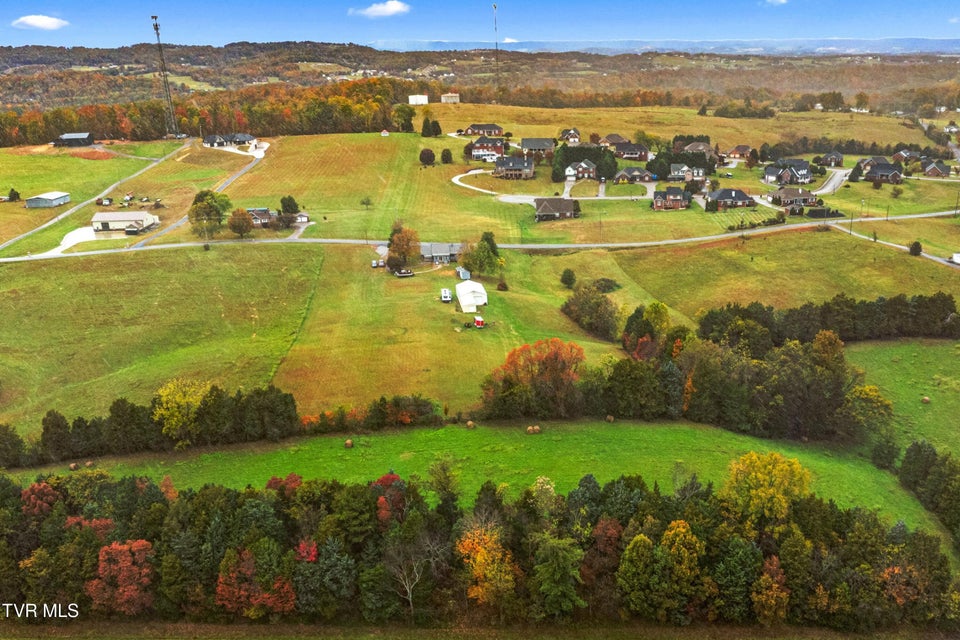 Photo #56: 643 Hart Road