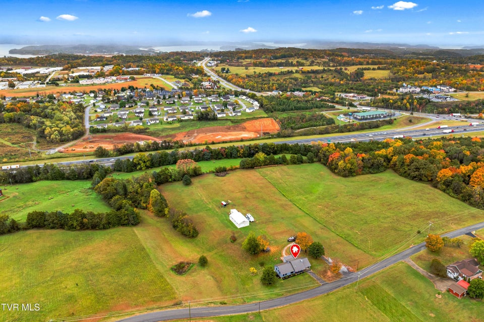 Photo #63: 643 Hart Road