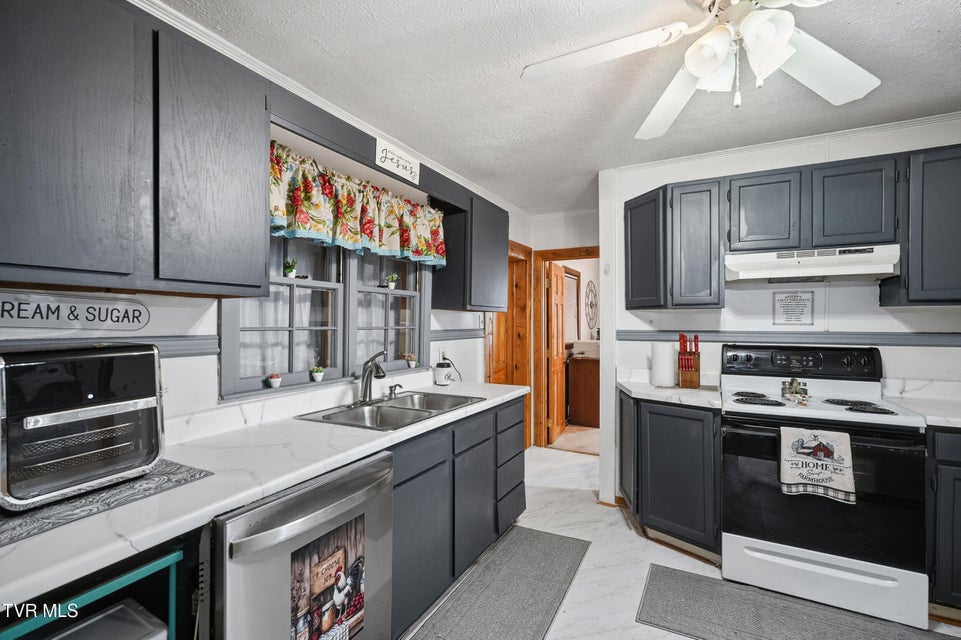 Photo #15: 109 Penrod Road