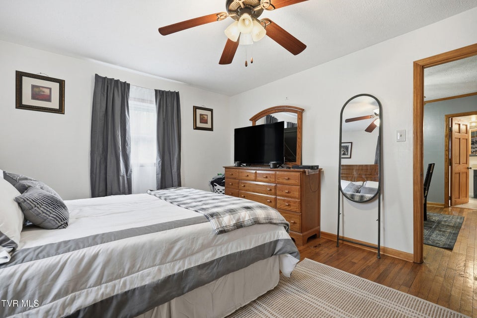 Photo #24: 109 Penrod Road