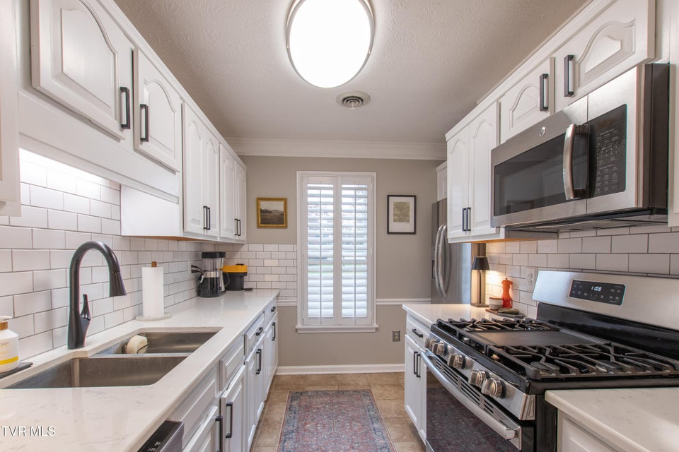 Photo #15: 820 Wayne Avenue