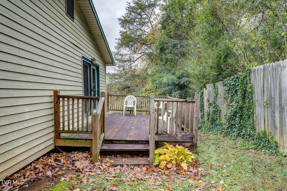 Photo #34: 135 Walnut Drive