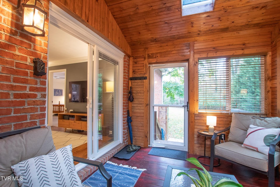 Photo #12: 820 Wayne Avenue