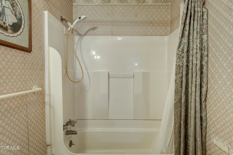 Photo #13: 135 Walnut Drive