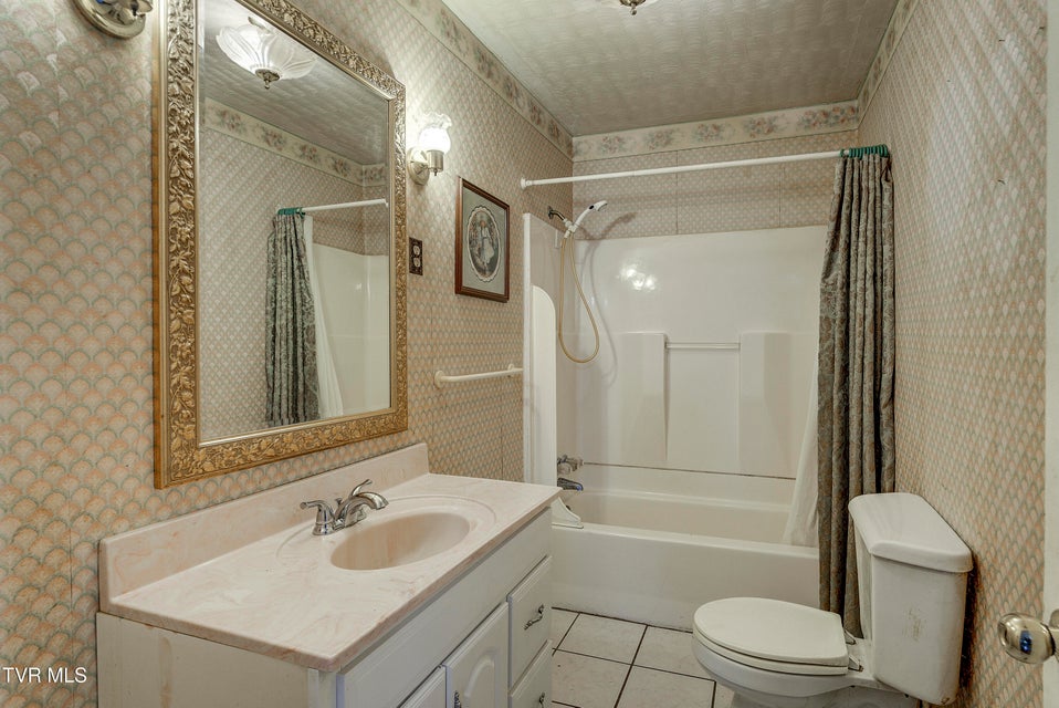 Photo #14: 135 Walnut Drive