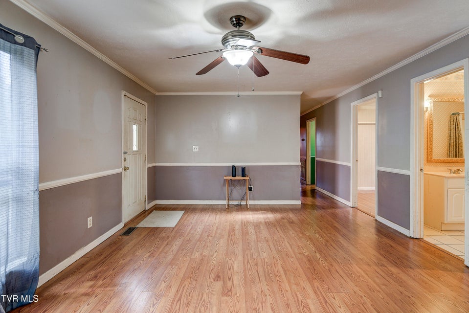 Photo #7: 135 Walnut Drive