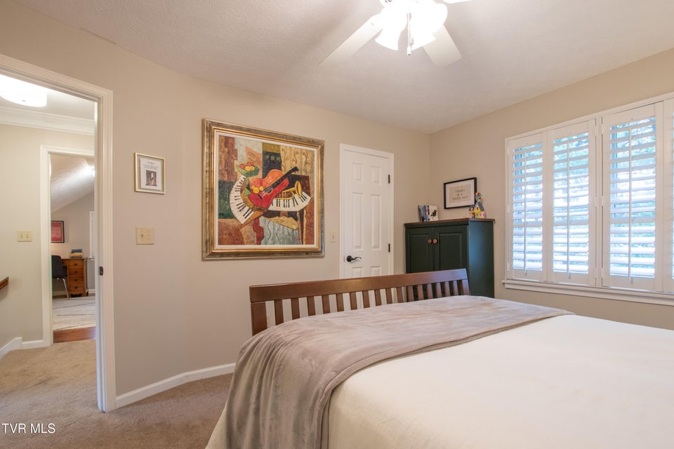 Photo #24: 820 Wayne Avenue