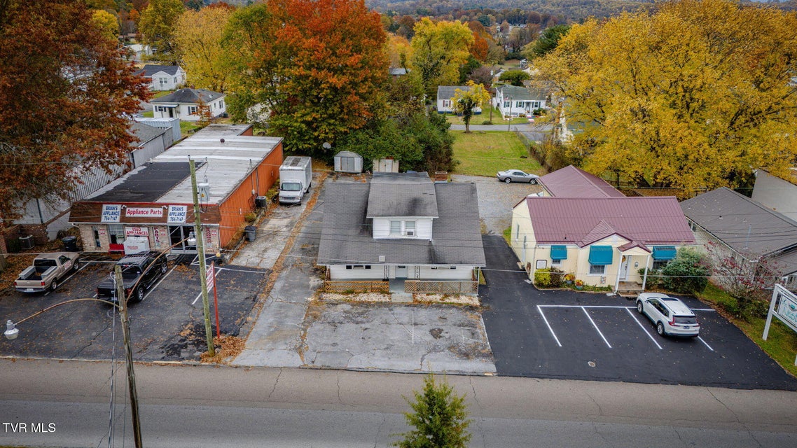 Photo #26: 1713 Edgemont Avenue