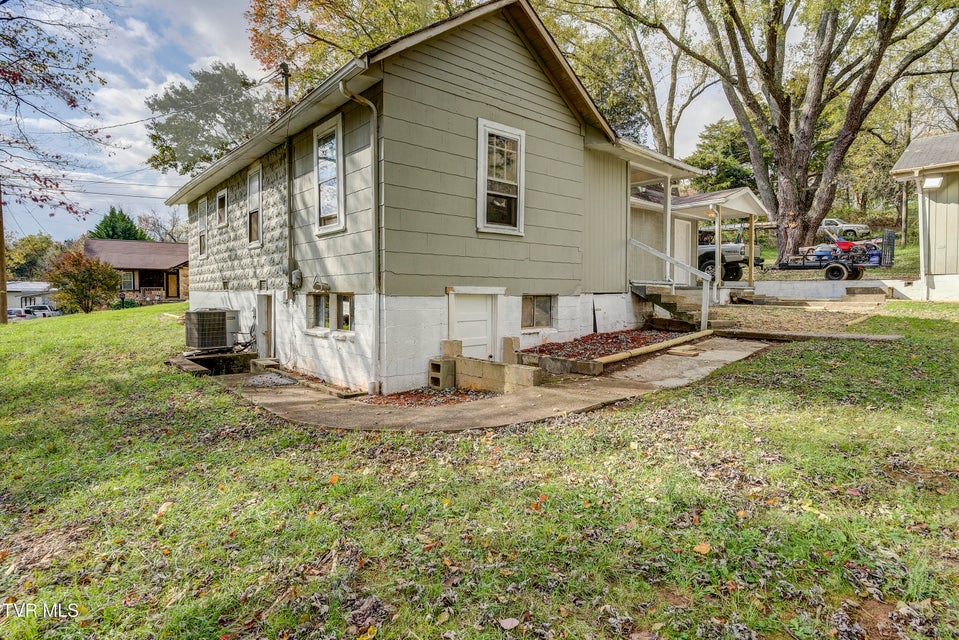 Photo #27: 133 Pinehurst Drive