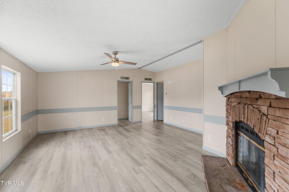 Photo #7: 420 Meadow Branch Road