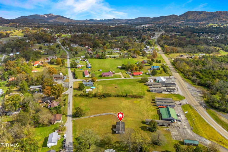 Photo #31: 420 Meadow Branch Road