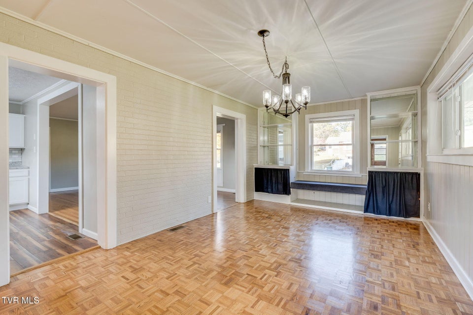 Photo #13: 102 College View Drive