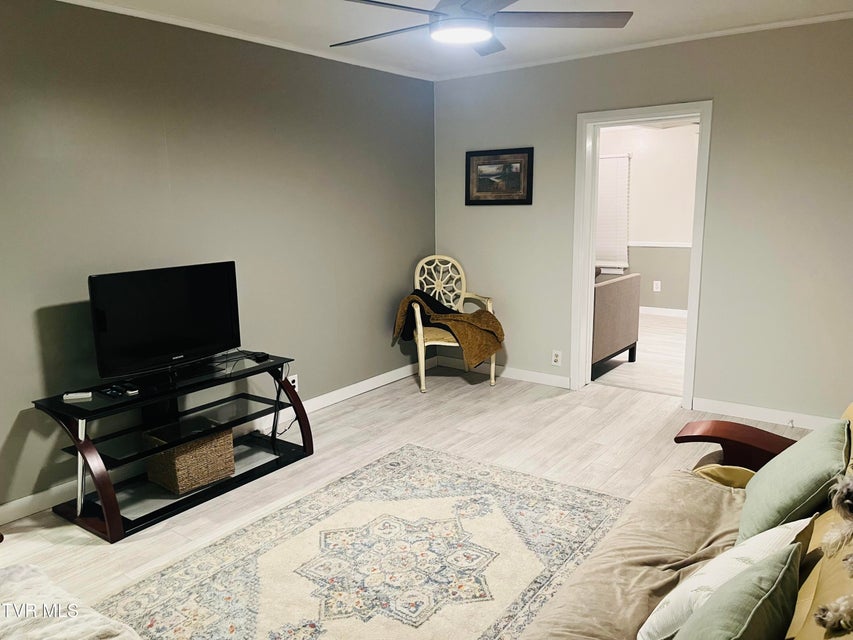 Photo #6: 441 Mimosa Street