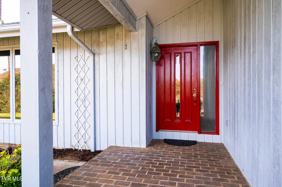 Photo #8: 3514 Lakeshore Drive