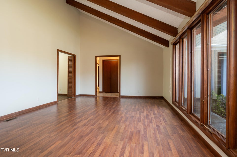 Photo #12: 3514 Lakeshore Drive