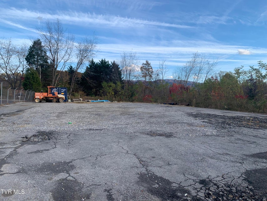 Photo #3: 4045 Weaver Pike