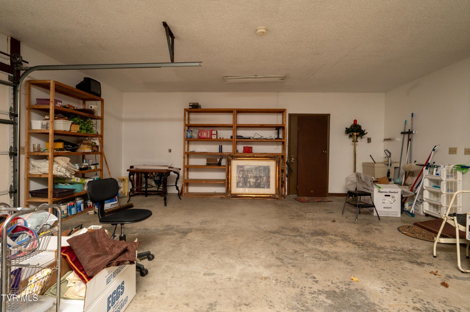 Photo #40: 3514 Lakeshore Drive