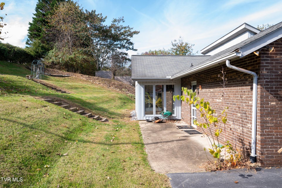 Photo #42: 3514 Lakeshore Drive