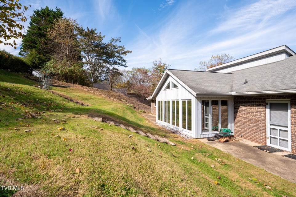 Photo #45: 3514 Lakeshore Drive