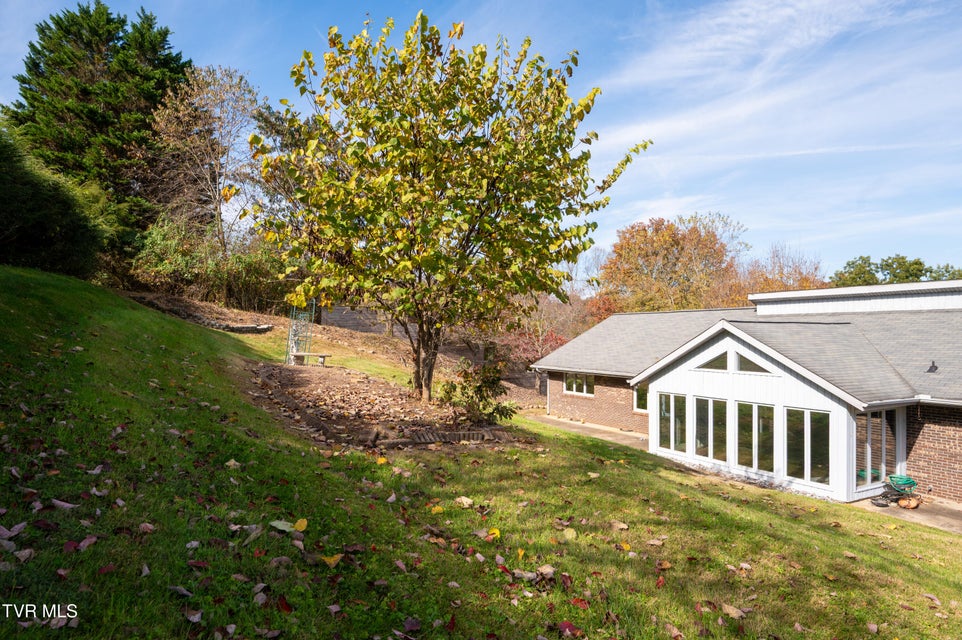 Photo #46: 3514 Lakeshore Drive