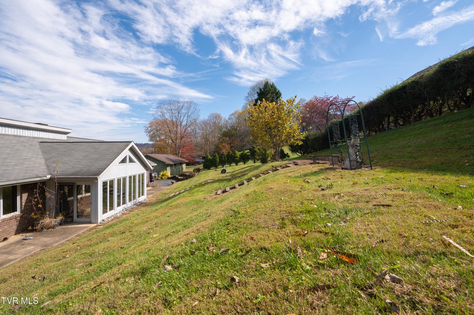 Photo #48: 3514 Lakeshore Drive