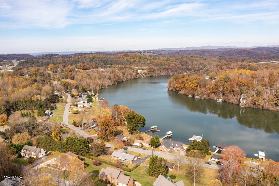 Photo #58: 3514 Lakeshore Drive