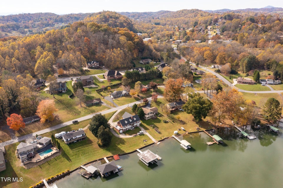 Photo #61: 3514 Lakeshore Drive