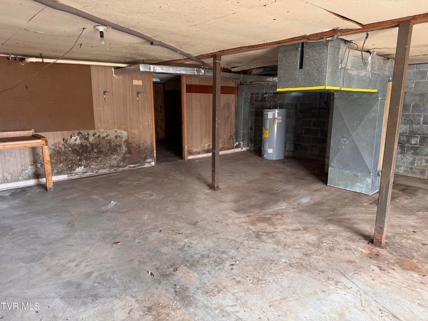 Photo #56: 505 Woodhaven Drive