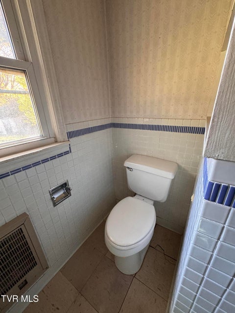 Photo #45: 505 Woodhaven Drive