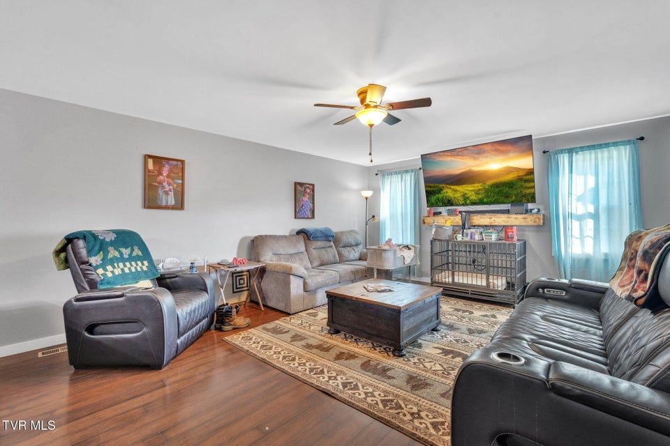 Photo #4: 487 Kearney Road