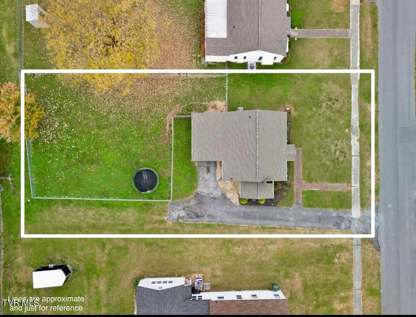 Photo #12: 904 Walker Street