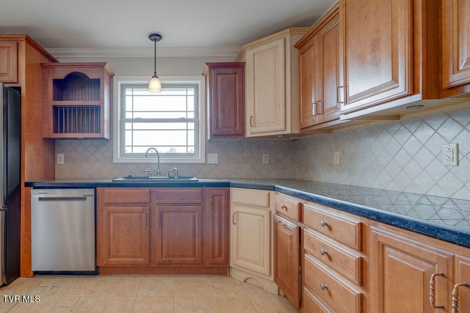 Photo #11: 229 Ridgecrest Road