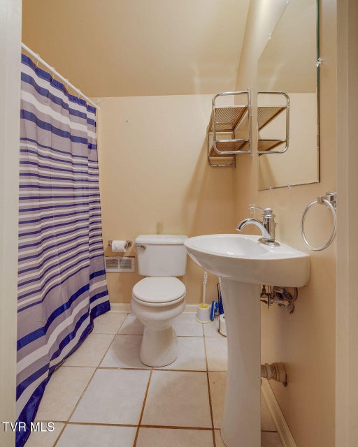 Photo #33: 229 Ridgecrest Road